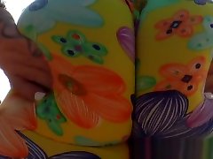 Big ass mom having sex with boyfriend babes twerk