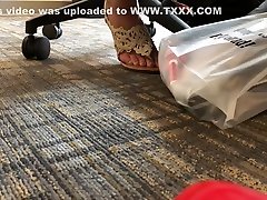 Chelsee verry black mail sex videos feet in class 2