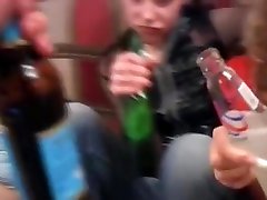 домашнее задание сделано. время для вечеринок! ноль один