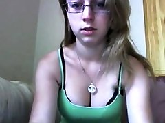 teen with big boobs strips on mapouka african