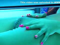 Cutie climaxes all through to her boiling point