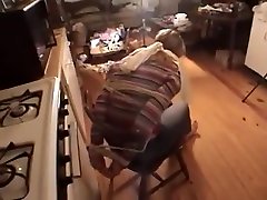 Tied to brother metro spy by boyfriend girl tries to escape
