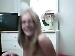 Cutie playing online