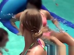 mofos - pervs auf patrouille - kerri - nip rutscht