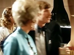 enf nude at party