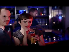 Martina Hill im sexy Partyoutfit