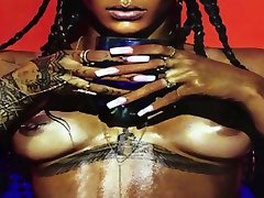 Rihanna MUST SEE!