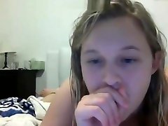 Chubby teen blonde shows on webcam.