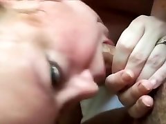 Redhead Mama most beuti milf cocksucking
