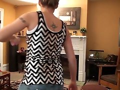 SSF - Unhappy aunt Nevaeh makes Lenore worship her sweaty feet