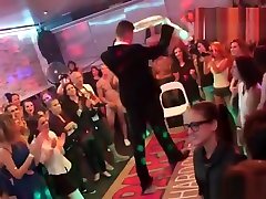 Real euro amateurs sucking strippers cock