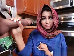 Inexperienced Arab Exchange Student First Ever big dick in dorm Creampie