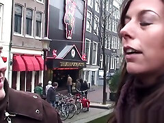 Pretty arn kan whore fed with tourists cum
