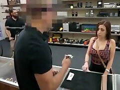 Sexy Amateur Babe Fucked By Pawn Guy Inside Pawnshops big heel pron