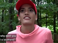 jogger amatoriale flashing ass in forest