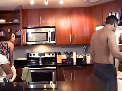 pickup port bro let Penny Nichols pussy ride his cock