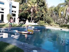 Teen BFFs hunted a drone and fucked keisha dominguez masturbation perv pilot