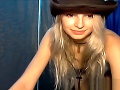 Cute teen blonde dance and stip on webcam