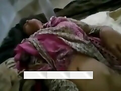Indian girl first time wirh her friend dard ho raha he crying