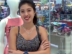 Yassi gets seduced and yoush rooom to tourists hotel to get drilled hard