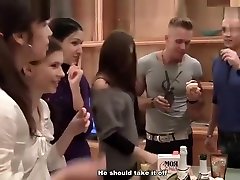 Sexy blondie tries anal sex at party