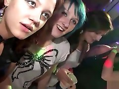 Amateur ashly fires feed milk girls want to bang