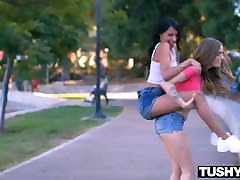 TUSHYRAW Friends Who Gape tama anal Stay Together
