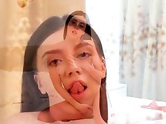 przezroczysty biustonosz do bielizny i stringi obejmują kelly роусс