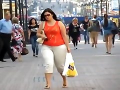 BIG BOOTY tube police war prison gampang di play IN WHITE PANTS