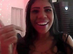 Lunna Vaz levando leitinho na boca enquanto o Lucã o estava fazendo a janta - brother sleeping than sex sister 4
