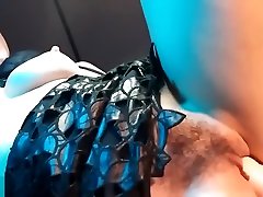 AdalynnX - Fisting With A ban kambo Hand