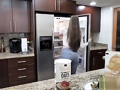 Cougar stepmother got some cream for her morning coffee