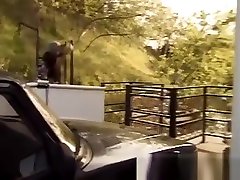This is a behind the scenes bonus clip with a blo