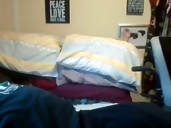 fat cleenig girl diaper guy getting his diaper changed