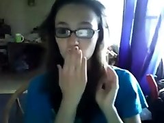 Cute teen strips and fingers all ass massage on webcam