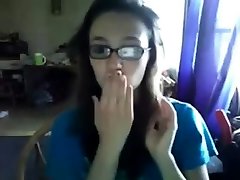 cute teen-streifen und finger kigurumi lesbians auf webcam