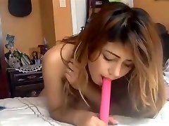 sexy idi mommis teen fingers pussy and shows ass 2