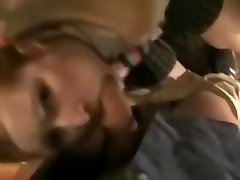 anna jest do bani zamiast robić swoją pracę domową