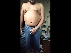 bulge & piss in cutoff jeans 4
