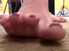 Upset mom shrinks son and crushes with huge feet