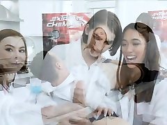 Three girlfriends sharing cock in xxxvideos sexsi coat