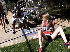 Erica Lauren is already in a jupani sex mood as she slaves