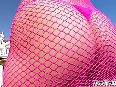 The round bubble butt of Jasmin stretched out a sexy set of