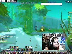 TWITCH GIRL FLASHING BOOBS NIPSLIPS ON STREAM SET 24