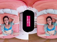 Jenna Sativa in fucking in the forest gay Sativa - BabeVR