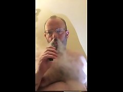 quick vape in between real smoke