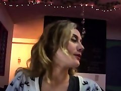 somali bender floosy gets her gash checked up