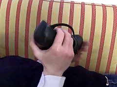 foot girls order guys to two teen cash their feet