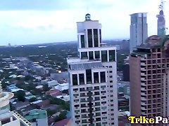 Easily picked up Filipina whore Cindy gives quite a sensual blowjob