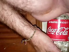enorme 1.25 litros botella de coca cola en mi culo más allá de la etiqueta